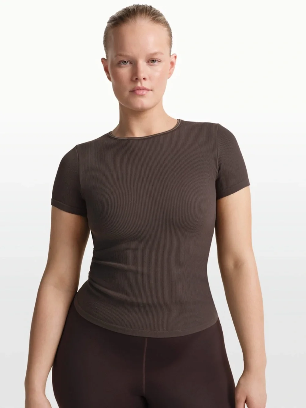 Nike SKIMS | Ribbed Seamless Short Sleeve T-Shirt Phoenix/Truffle - Picture 5 of 5